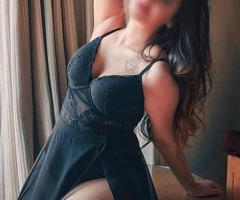 Call girls in Aerocity (Delhi) 8800410550 Escort Service - 1