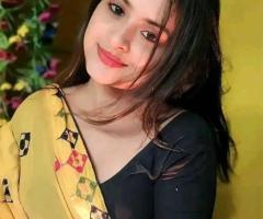 '/''Call Girls In New Friends Colony ☎9990118807 Delhi Hotel Escorts Service In 24/7 Delhi NCR - 1