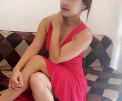 Call Girls in Delhi At 9667753798 Doorstep Escort Service - 1